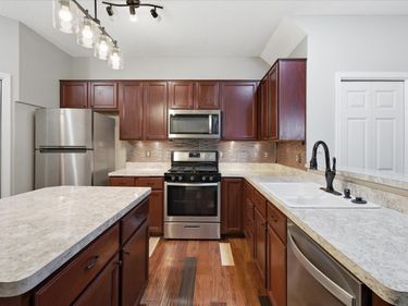 18902 96th Place N, Maple Grove, MN 55311