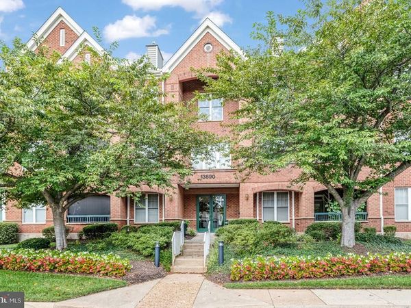 13890 CHELMSFORD DRIVE, Unit 305, GAINESVILLE, VA 20155
