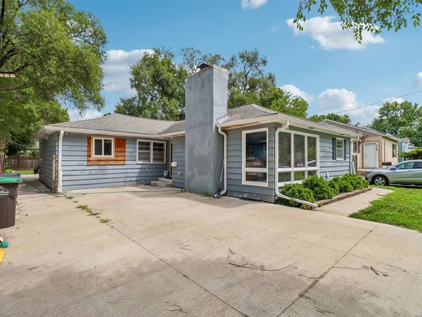 3113 Amherst Street, Des Moines, IA 50313