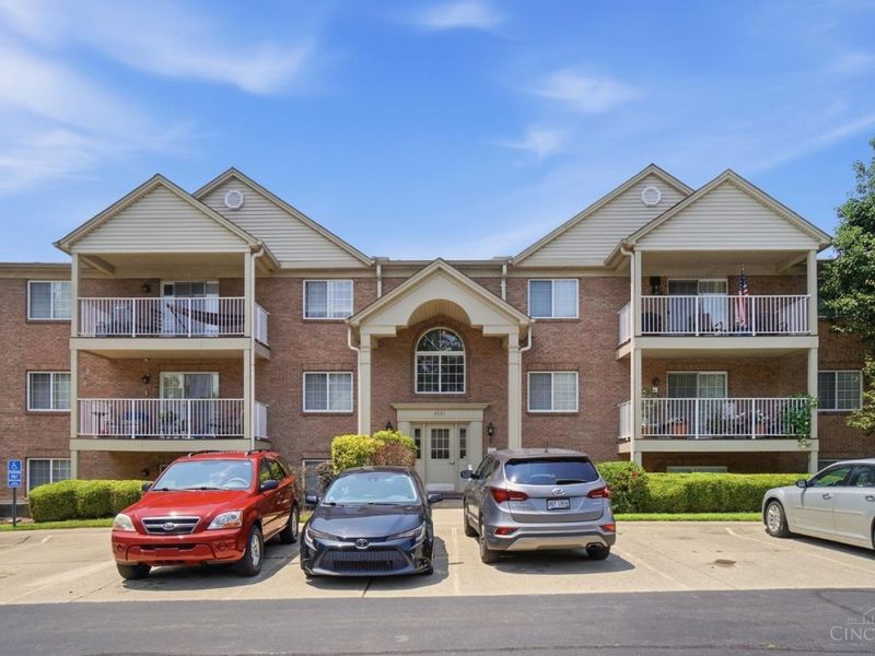 3171 Preserve Lane, Unit 1C, Colerain Township, OH 45239 Photo 1