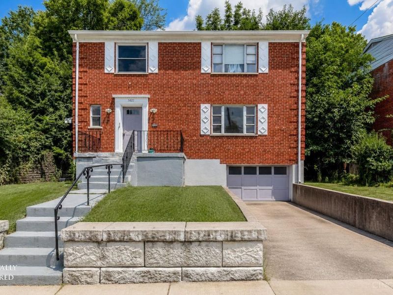 3422 Bassett Road, Cincinnati, OH 45205 Photo 1