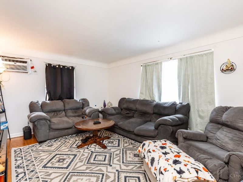 3422 Bassett Road, Cincinnati, OH 45205 Photo 7