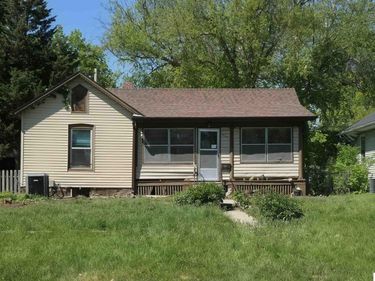 936 Rose Street, Lincoln, NE 68502