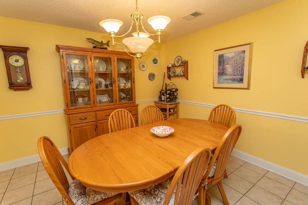 4818 Harvest Dr. Photo 17