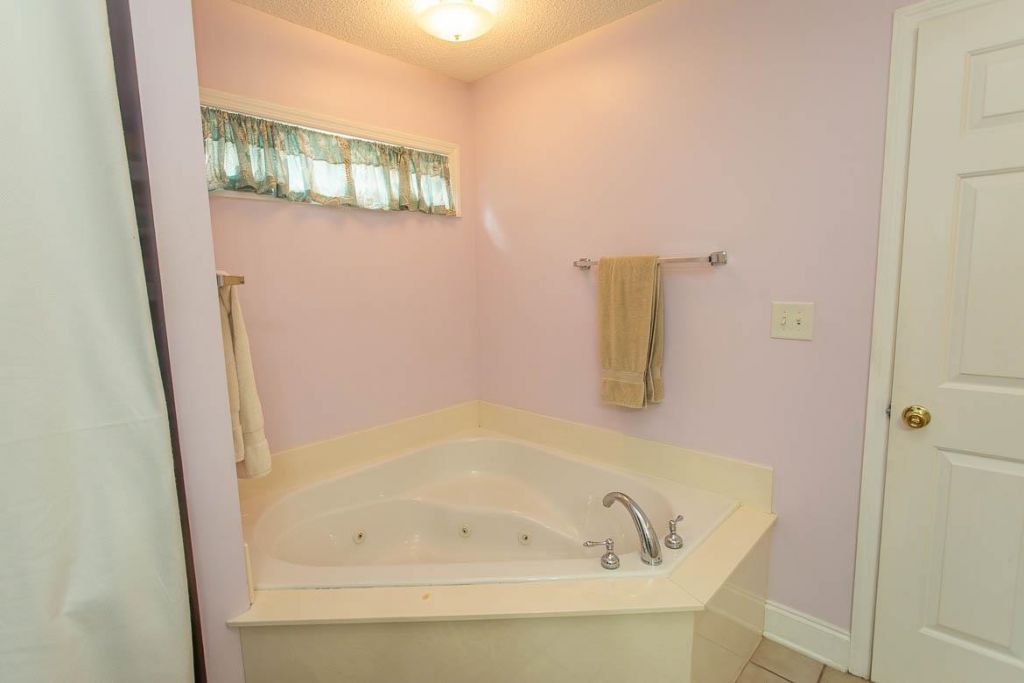4818 Harvest Dr.  Photo 18