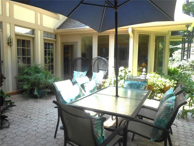 10766 Creek Stone Court, Washington Township, OH 45458 Photo 15