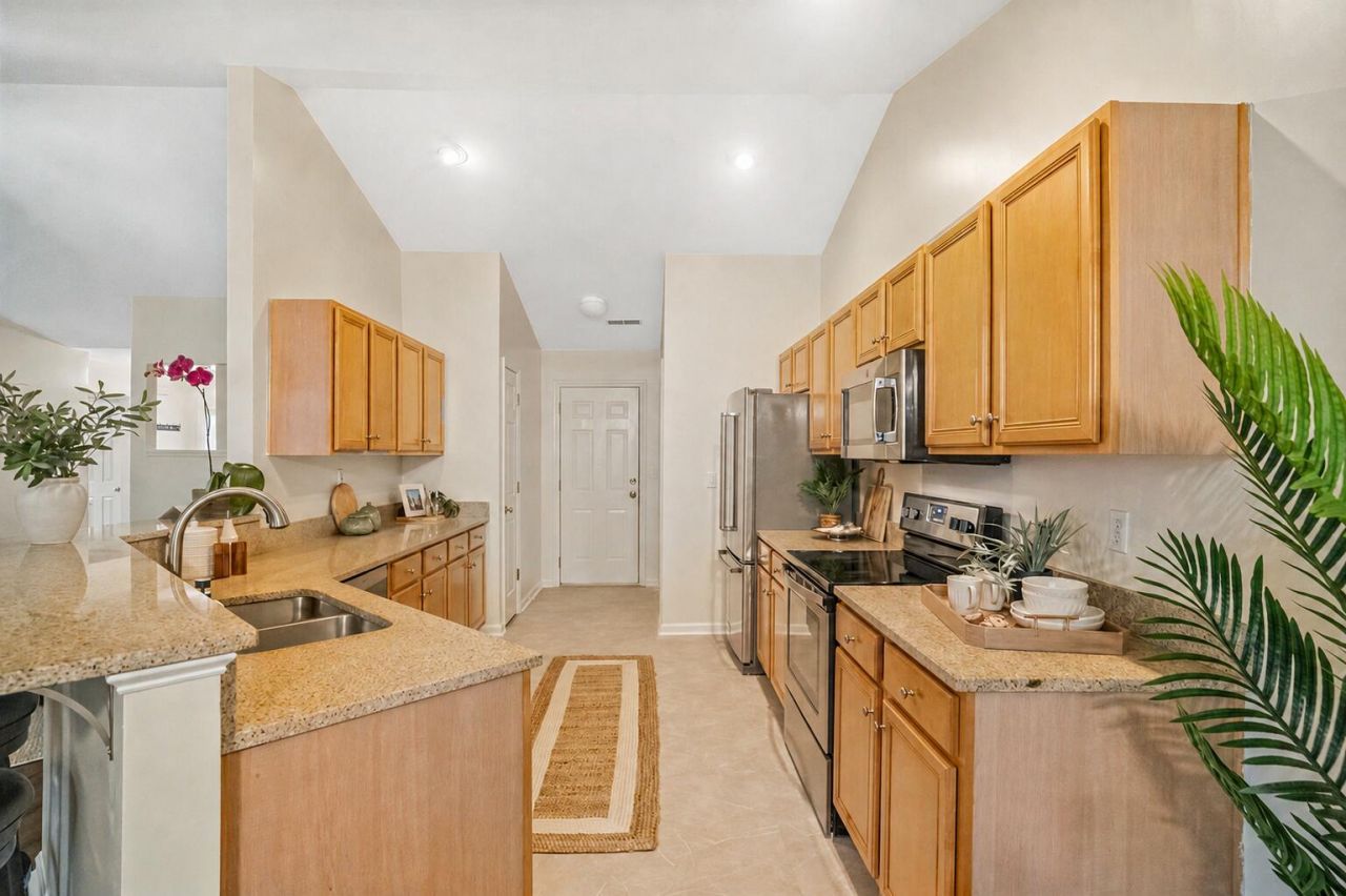 1417 Wellesley Circle Photo 13