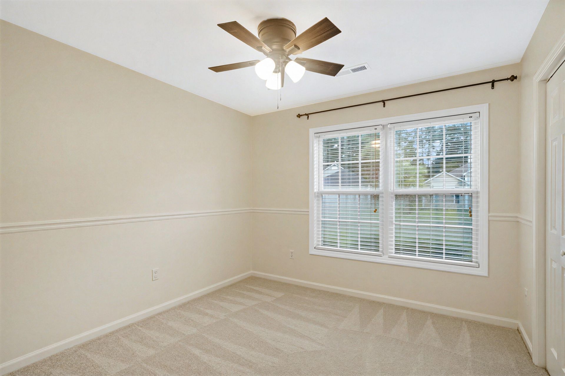 1417 Wellesley Circle Photo 24