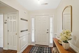1417 Wellesley Circle photo 4