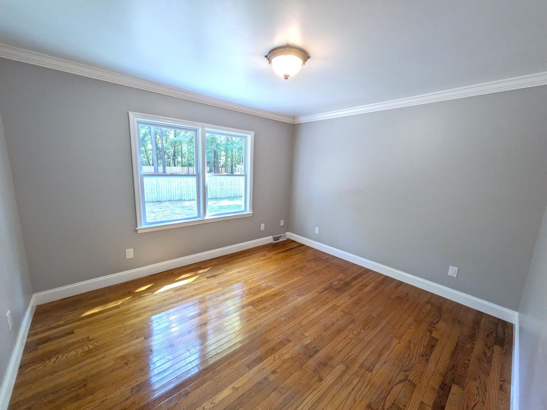 304 Woodland Drive Photo 14