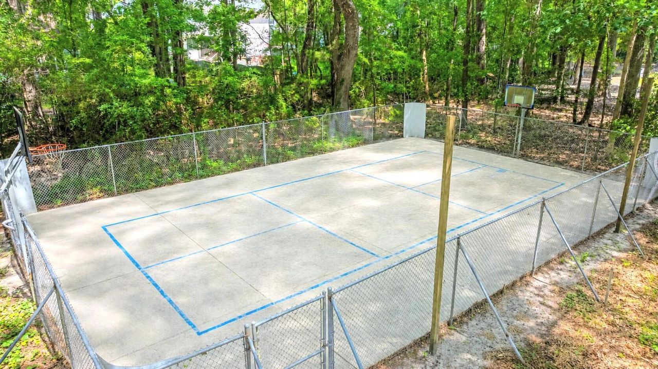 304 Woodland Drive Photo 23