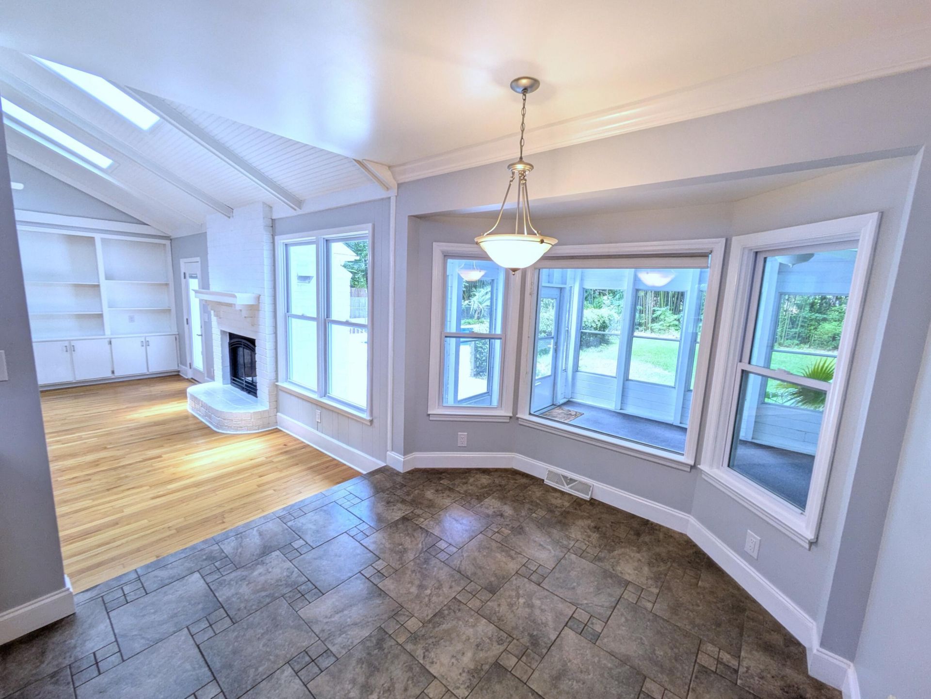 304 Woodland Drive Photo 8