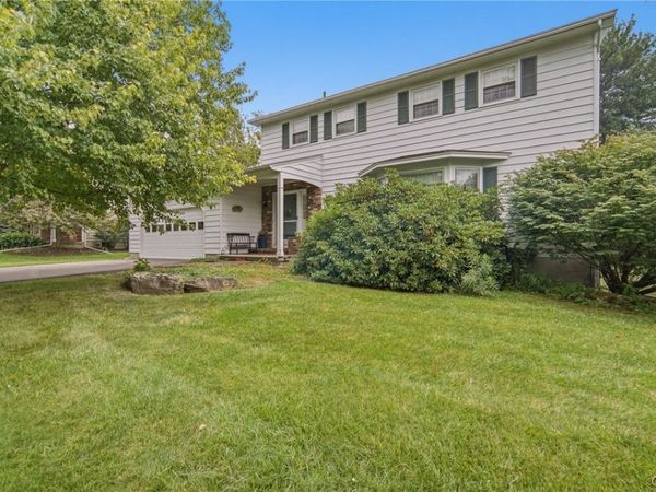 4744 Edgeworth Drive, Manlius, NY 13104