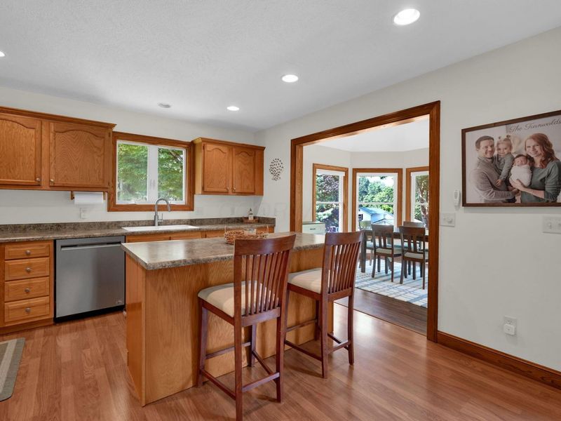 748 King Beach Drive , Howard, OH 43028 Photo 11