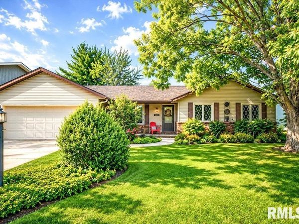 4517 W LYNNHURST Drive, Peoria, IL 61614