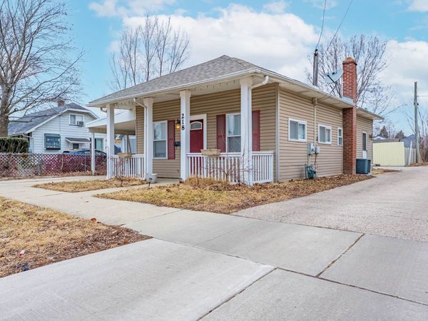 218 Orange Street , Elgin, IL 60123