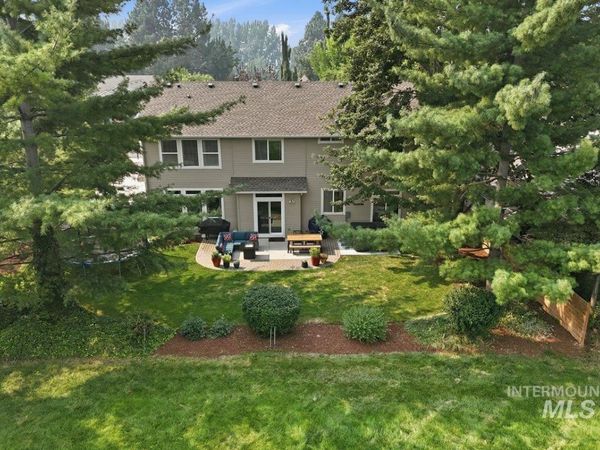 10434 W Blackstone St, Boise, ID 83714
