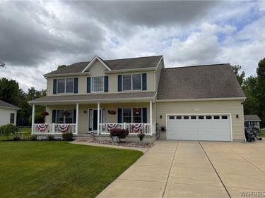 7260 Ashley Lane, North Tonawanda, NY 14120