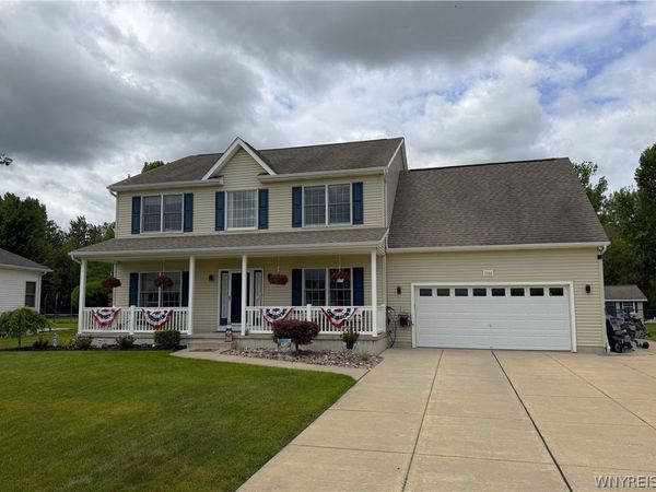 7260 Ashley Lane, North Tonawanda, NY 14120