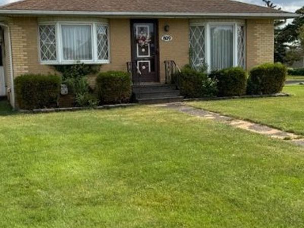 809 George Urban Boulevard , Buffalo, NY 14225