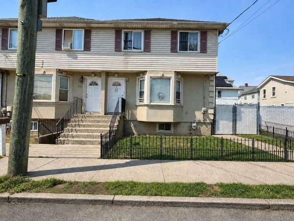 71 Arlington Place , Staten Island, NY 10303