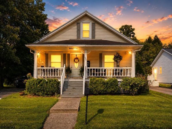 222 Johnson Avenue, Bridgeport, WV 26330