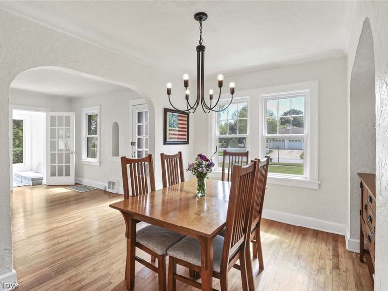348 Lake Forest Drive, Bay Village, OH 44140 Photo 12