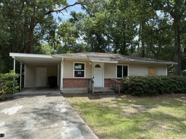2813 Southwood Drive, Tallahassee, FL 32301