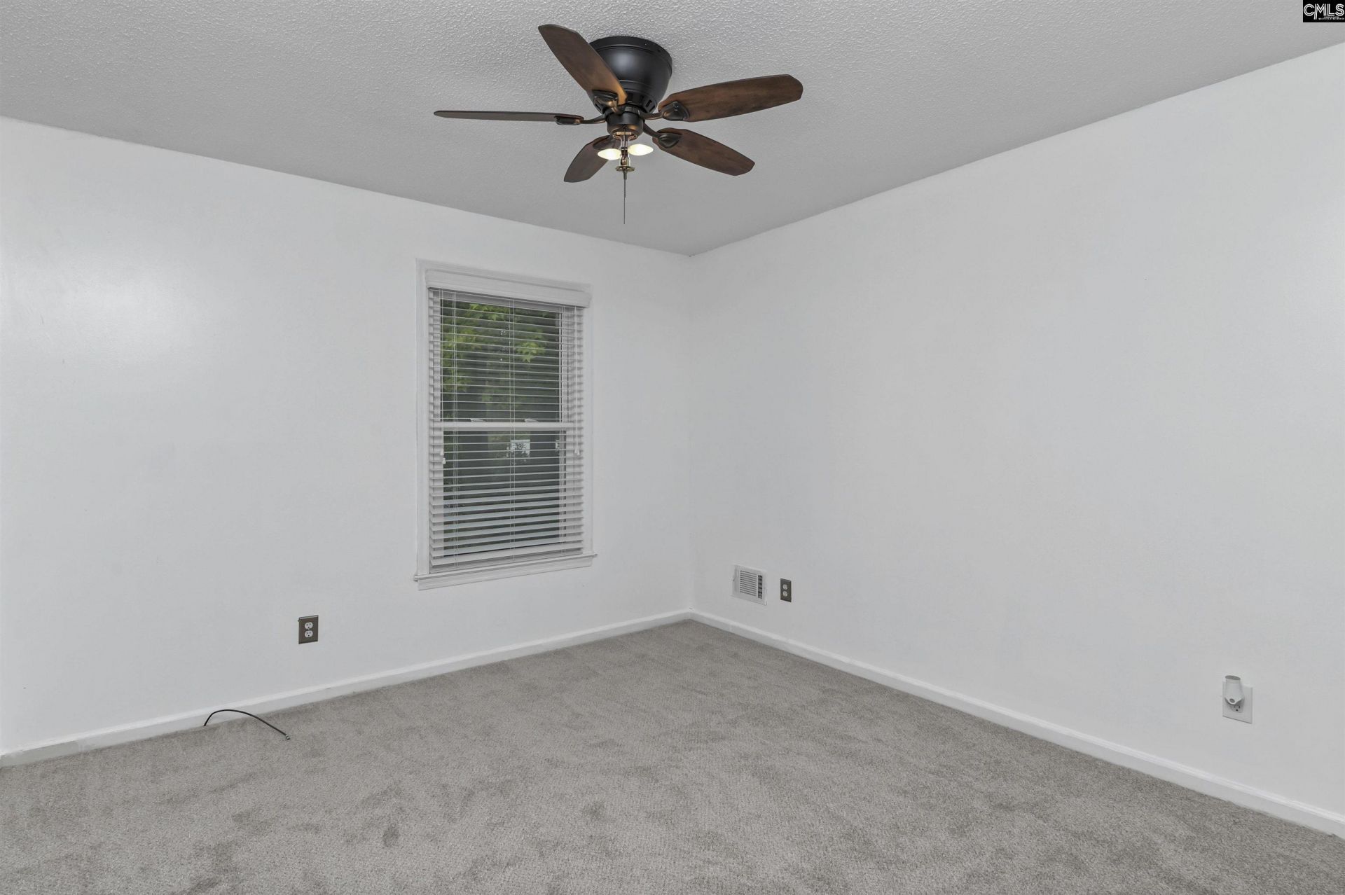200 Irongate Drive  Photo 20