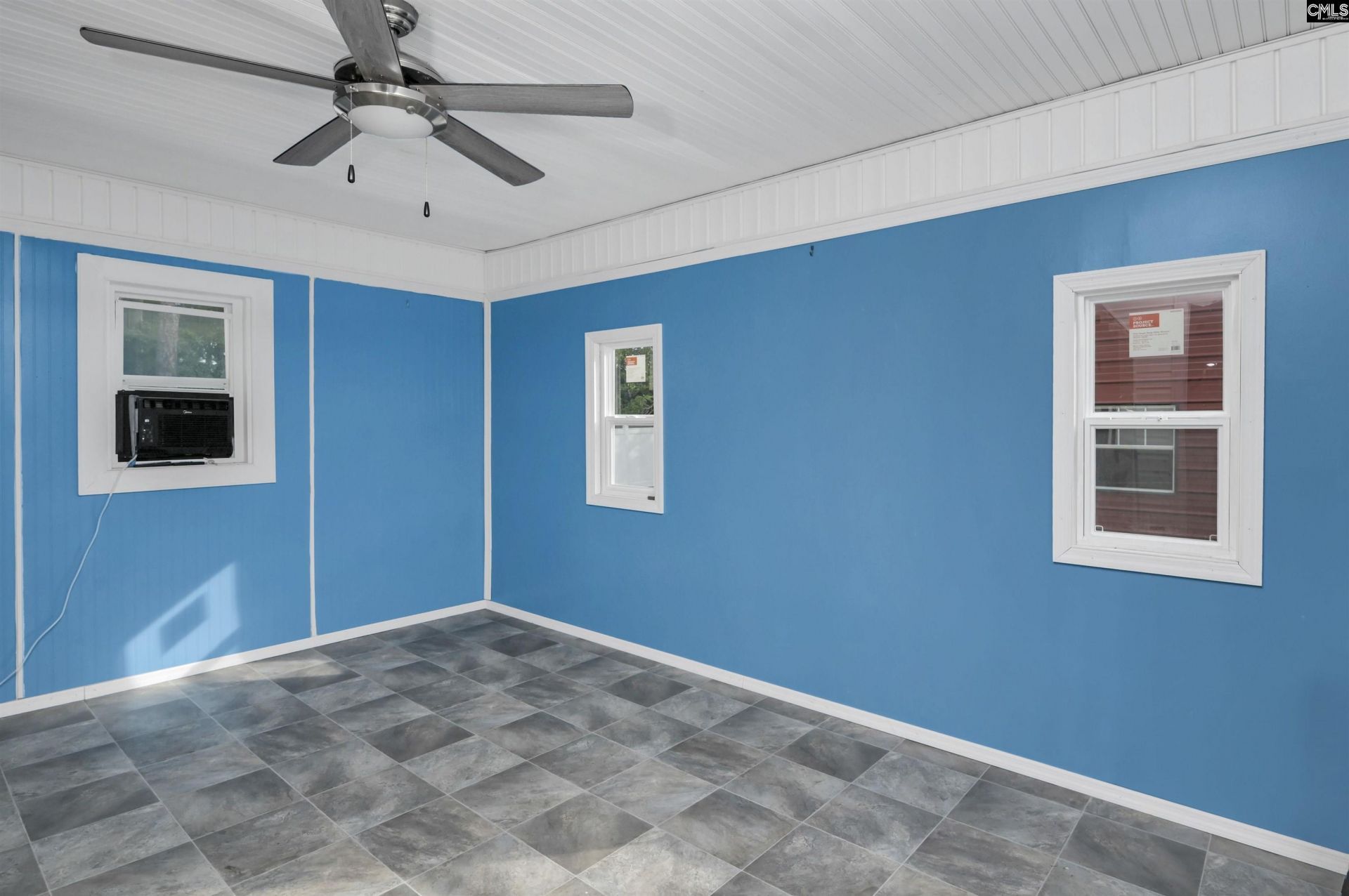 200 Irongate Drive  Photo 22