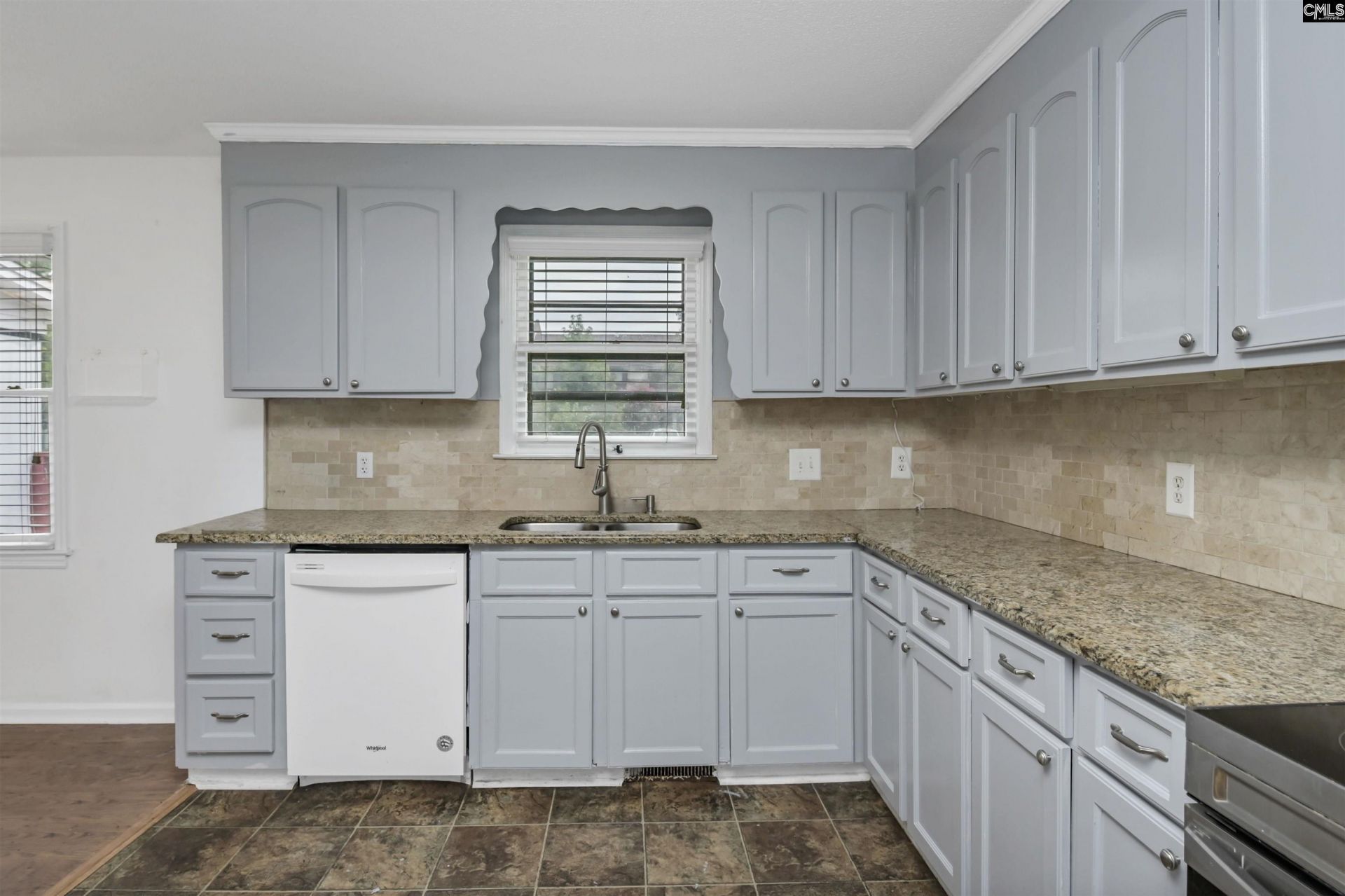 200 Irongate Drive  Photo 8