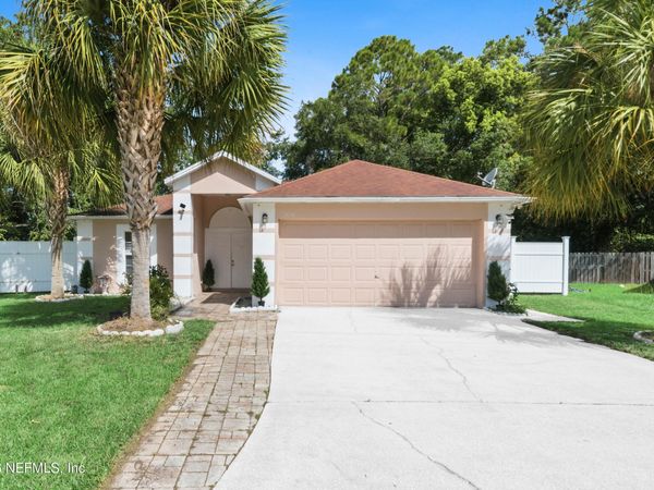 2656 LANTANA LAKES Drive E, Jacksonville, FL 32246