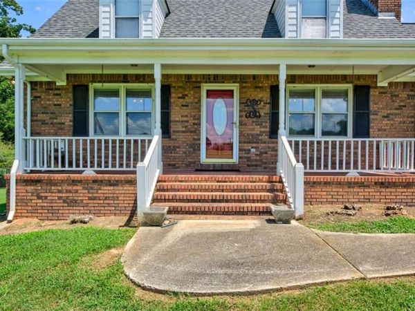 114 Marlow Road , Maysville, GA 30558
