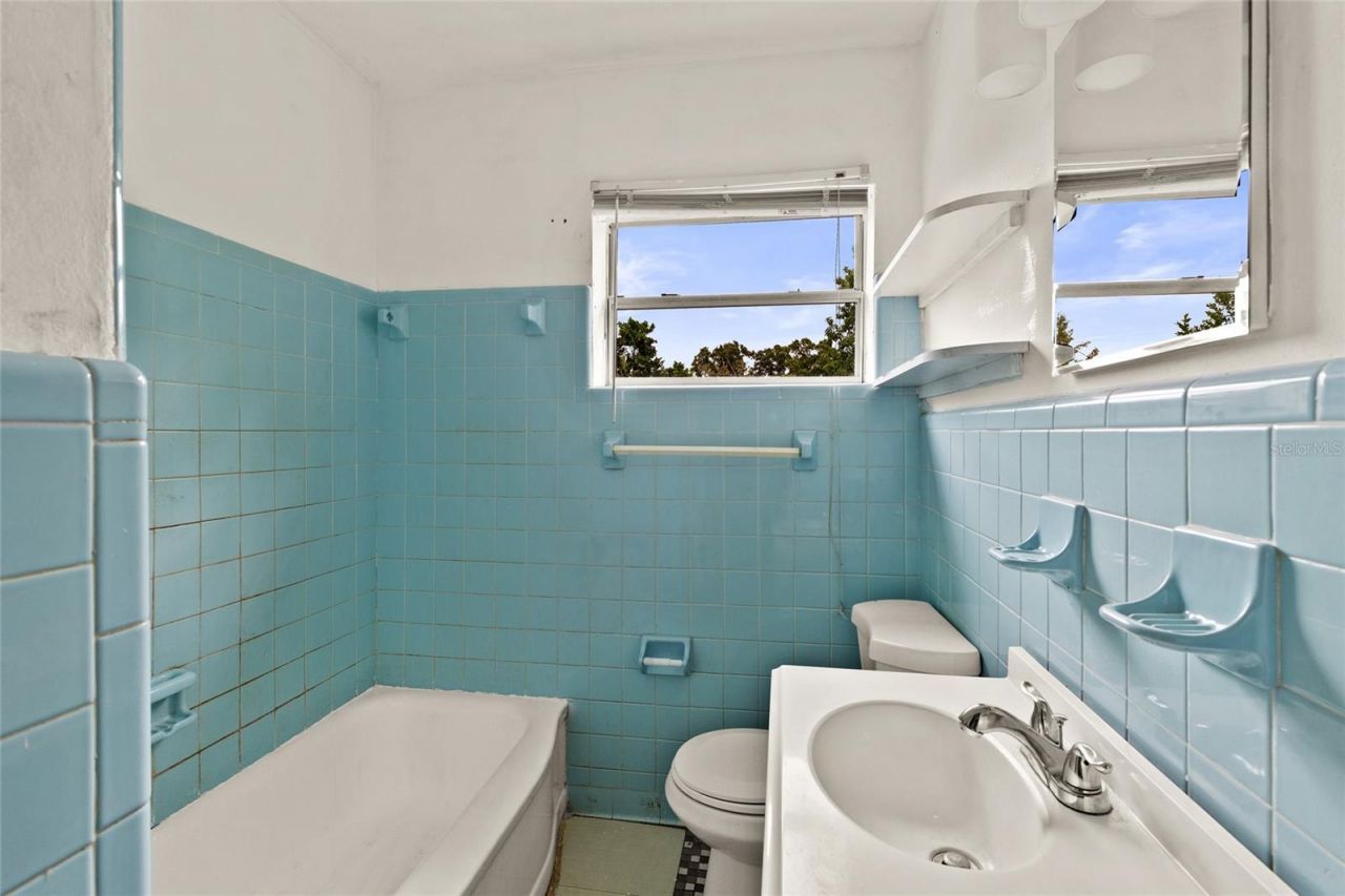 4222 18th Street N, Saint Petersburg, FL 33714 Photo