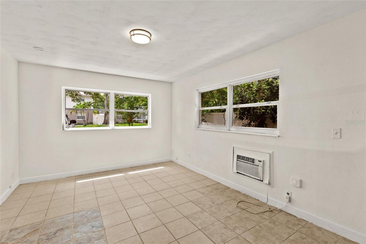 4222 18th Street N, Saint Petersburg, FL 33714 Photo
