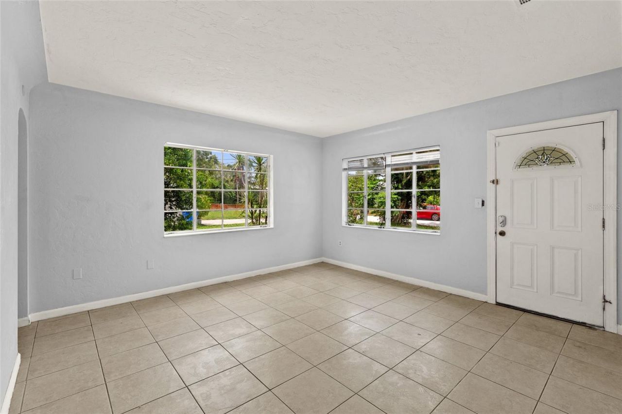 4222 18th Street N, Saint Petersburg, FL 33714 Photo