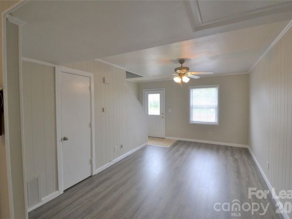 106 Durham Road , Stanley, NC 28164