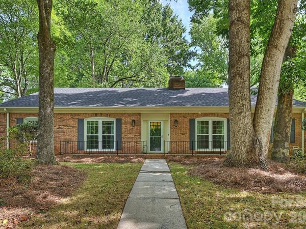 9301 Hinson Drive, Matthews, NC 28105