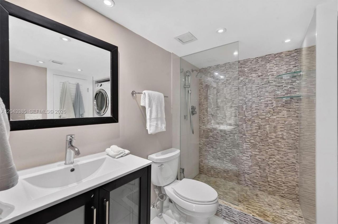 401 Ocean Dr , Unit 1001, Miami Beach, FL 33139 Photo