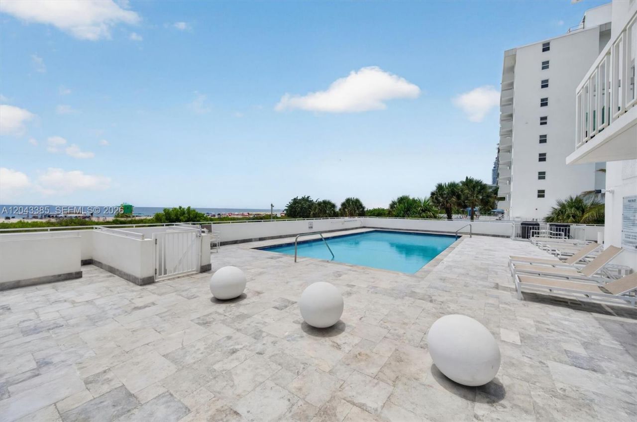 401 Ocean Dr , Unit 1001, Miami Beach, FL 33139 Photo
