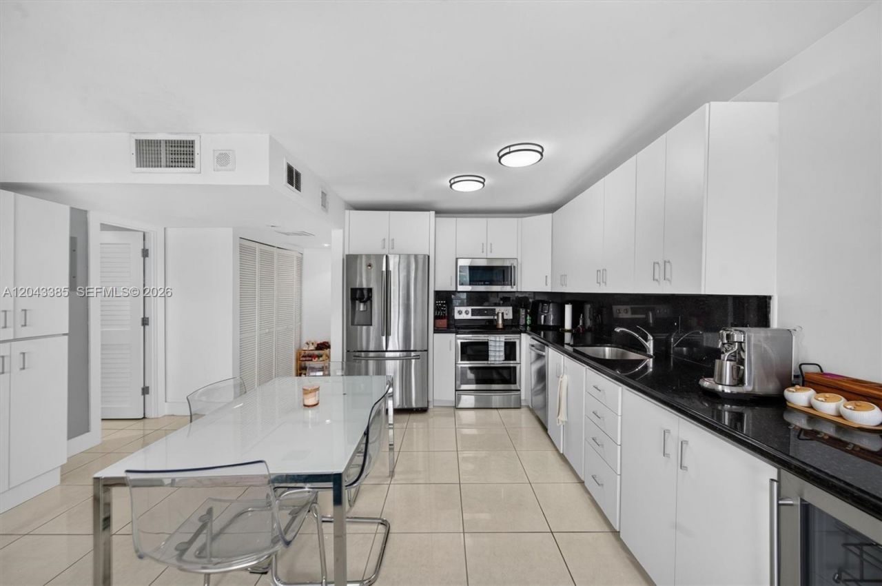 401 Ocean Dr , Unit 1001, Miami Beach, FL 33139 Photo