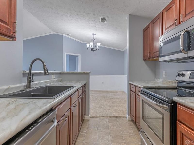 1964 Waterstone Boulevard, Unit 205, Washington Township, OH 45342 Photo 12