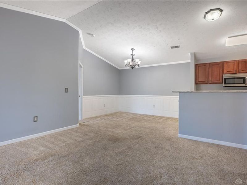 1964 Waterstone Boulevard, Unit 205, Washington Township, OH 45342 Photo 4