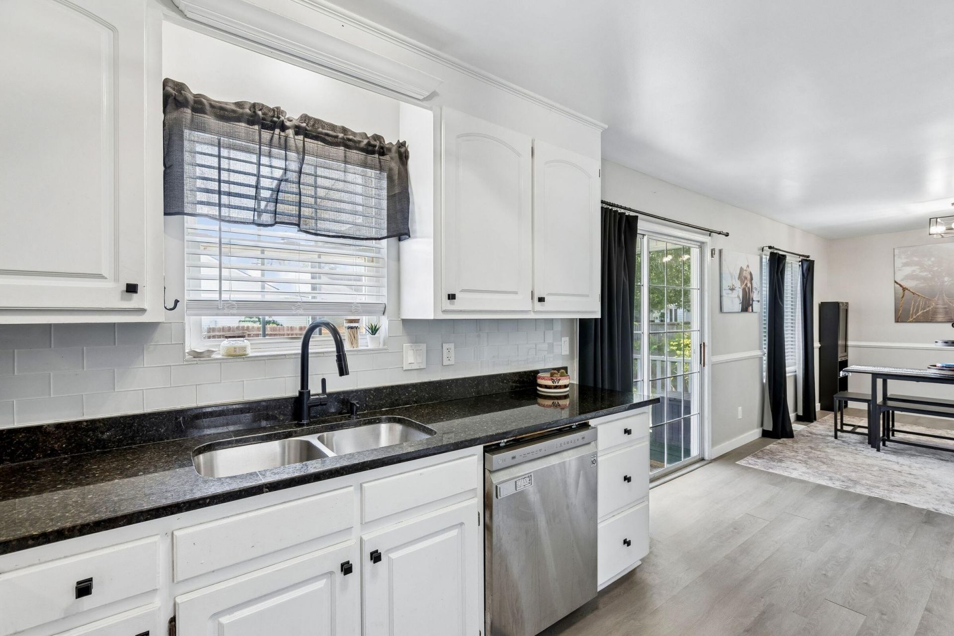 6638 Bent Creek Drive Photo 15