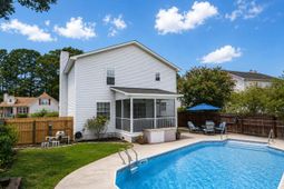 6638 Bent Creek Drive photo 4