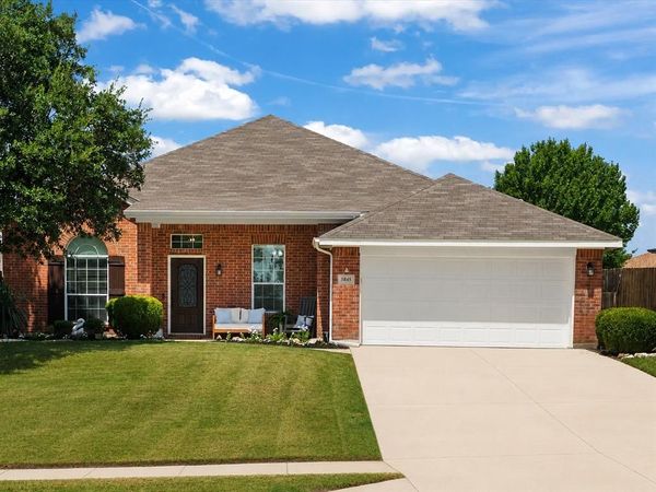 5845 Lamb Creek Drive, Fort Worth, TX 76179