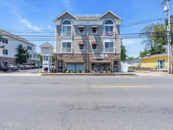 1713 Main Street, Unit 203, Belmar, NJ 07719
