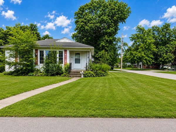502 S Kouts Street, Kouts, IN 46347