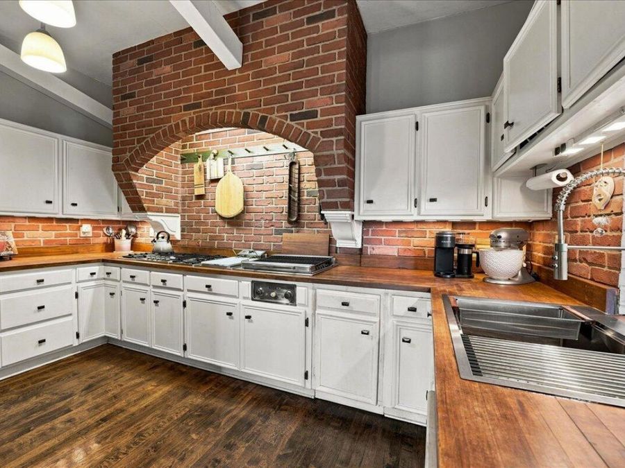 Property Image 39