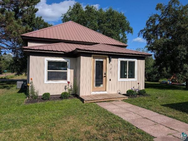 701 Drake St, Mellen, WI 54546